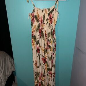 #21. Maxi Floral Dress Size Small